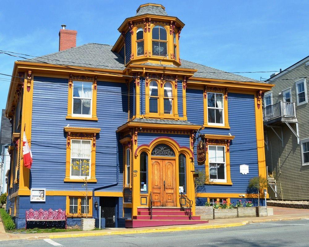 The Mariner King Inn Lunenburg Exterior photo