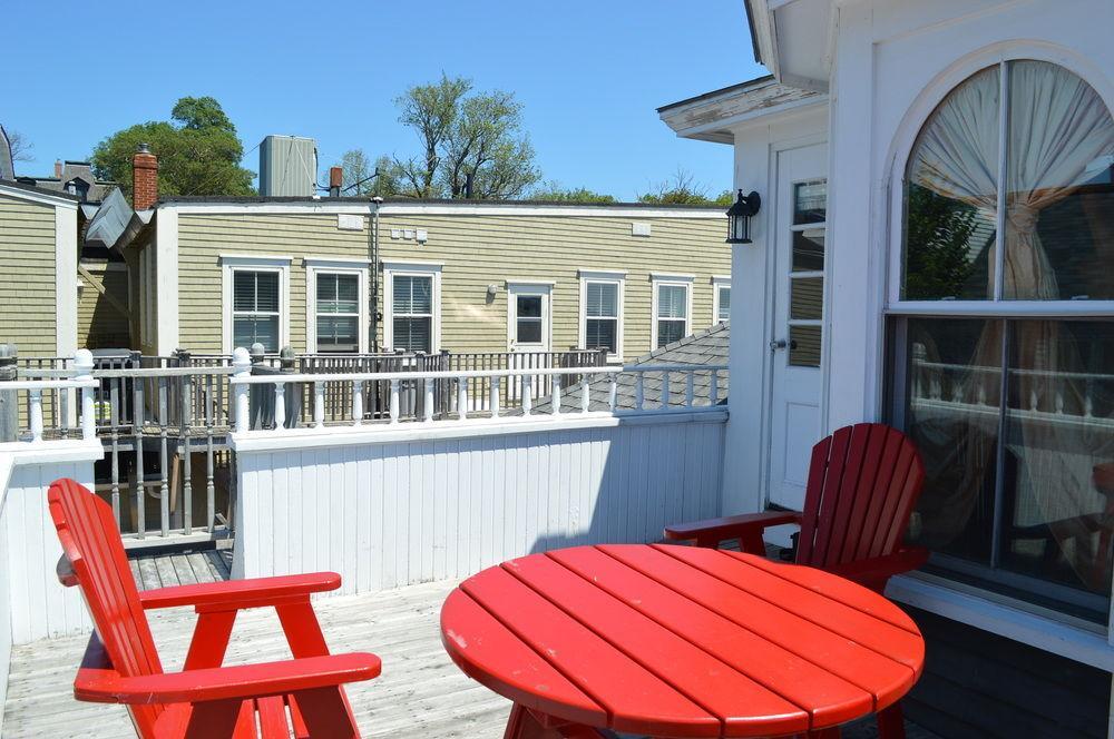 The Mariner King Inn Lunenburg Exterior photo